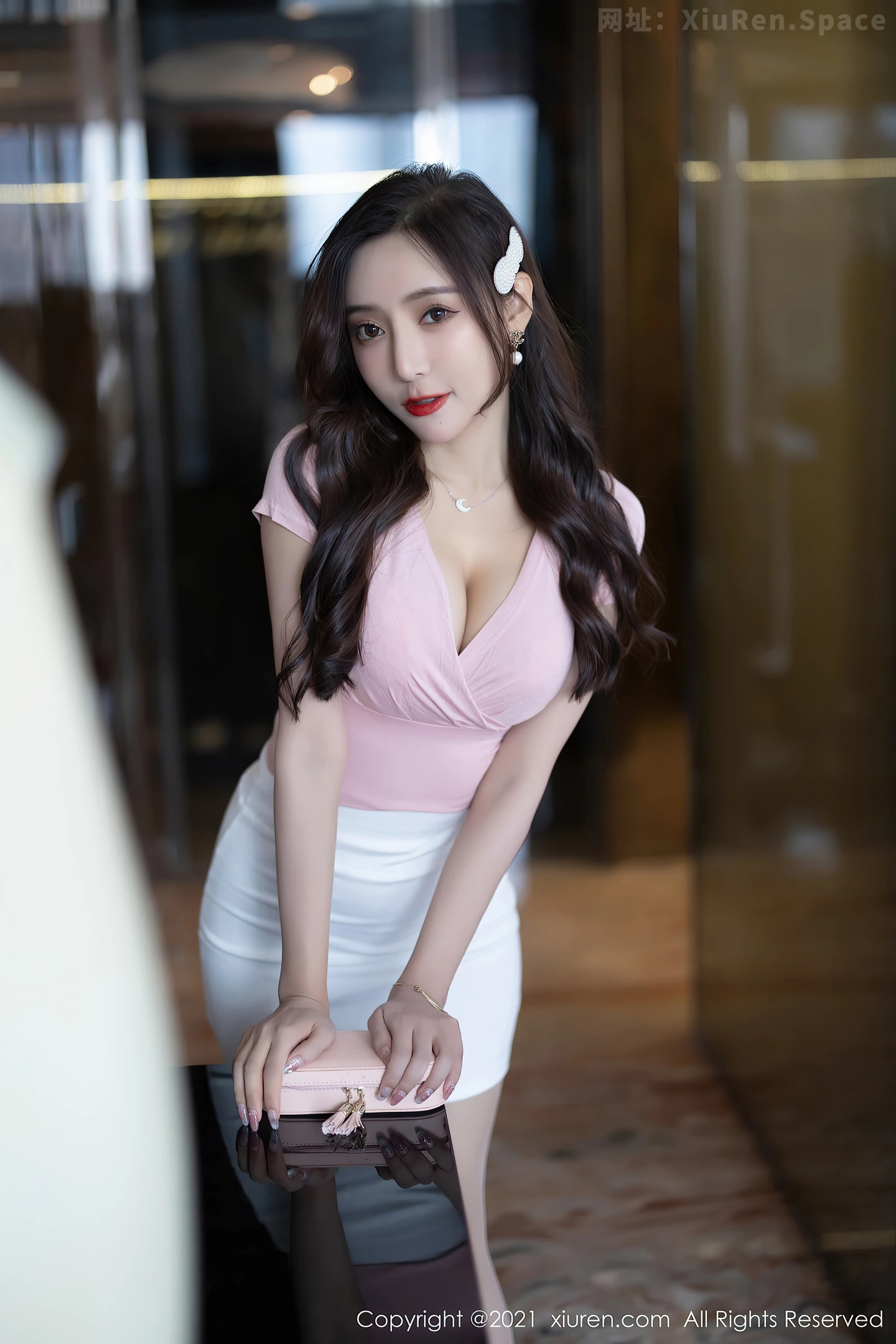 图片[5]-[XiuRen秀人网]VOL.4173 女神王馨瑶yanni私房半脱露超薄无内肉丝裤袜秀翘臀诱惑写真78P-秀人网官方网站